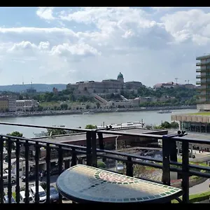 Jackquaters Apartamento Budapest